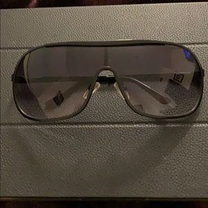 Kenneth Cole Sunglasses polarized